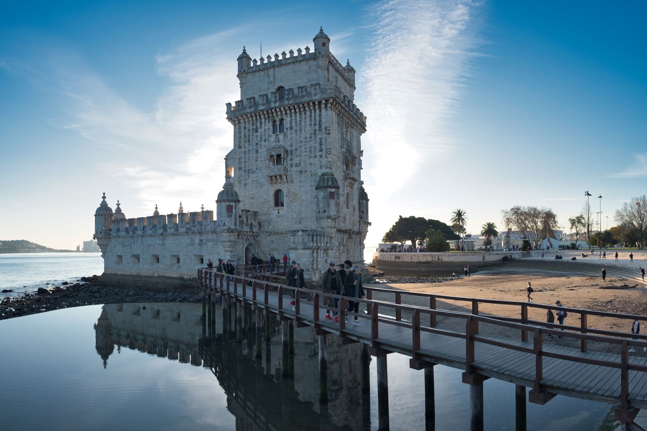 Теплый отдых у океана. Почему поездка в Португалию - одна из лучших идей для зимнего путешествия